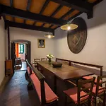 Spacious Retreat بيت للعطل