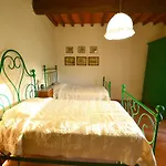 Spacious Retreat بيت للعطل